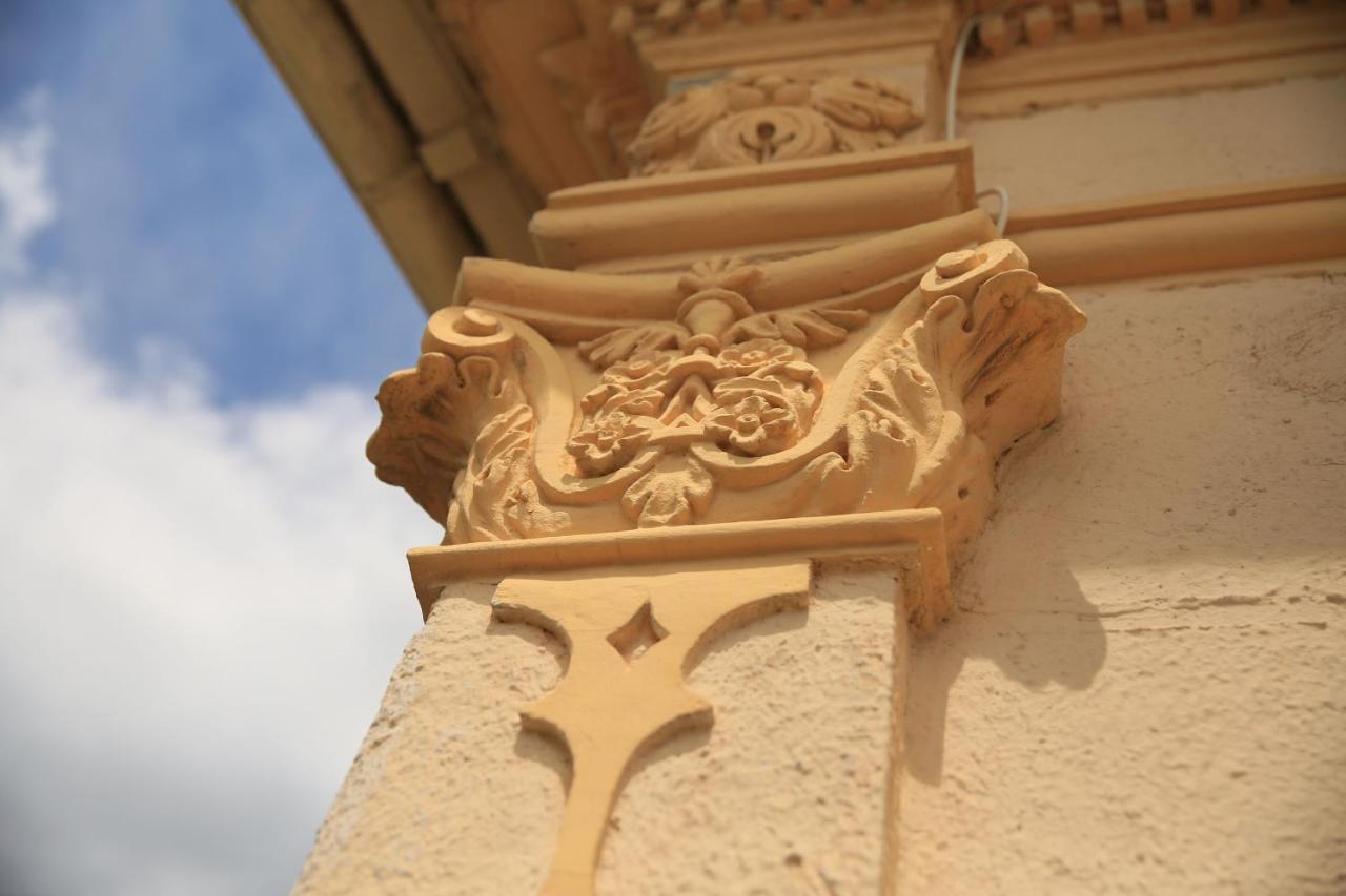 Hotel Du Soleil Saint-Raphaël Exteriör bild